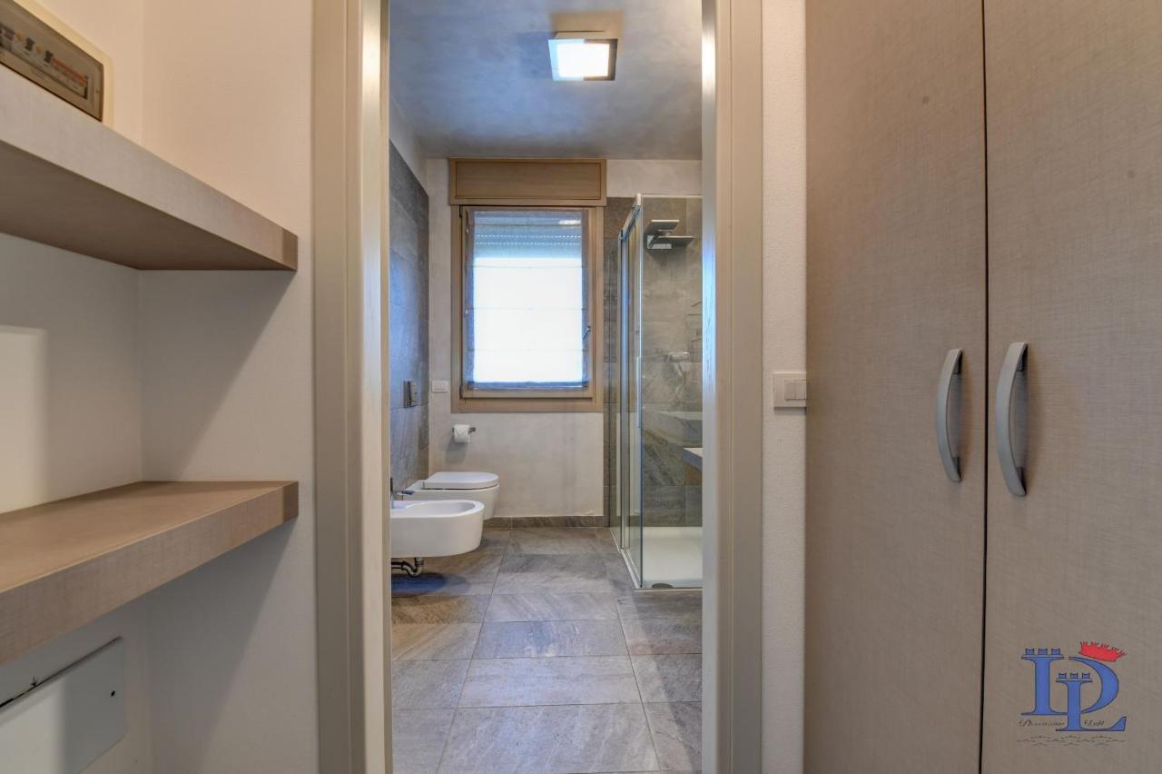 Desenzanoloft Official Partner Marriott Homes & Villas - Oscar Luxury Suite Дезенцано-дель-Гарда Экстерьер фото